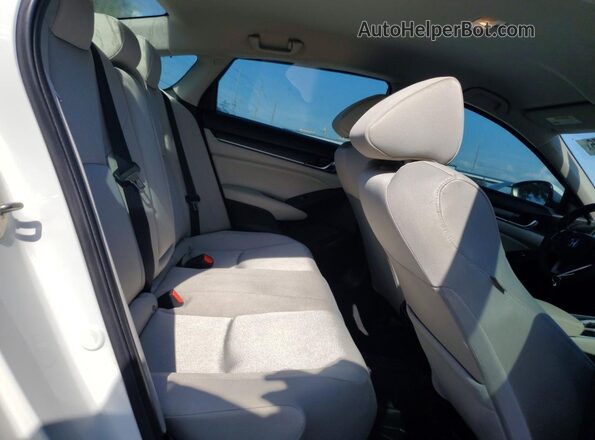 1HGCV1F19KA143032 2019 HONDA ACCORD Белый Вид задних сидений