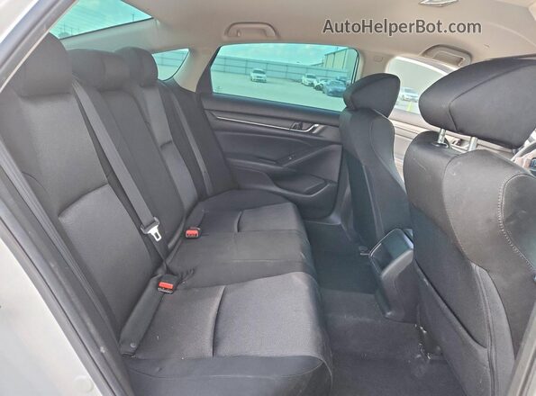 1HGCV1F1XJA265008 2018 HONDA ACCORD White უკანა სავარძლების ხედი