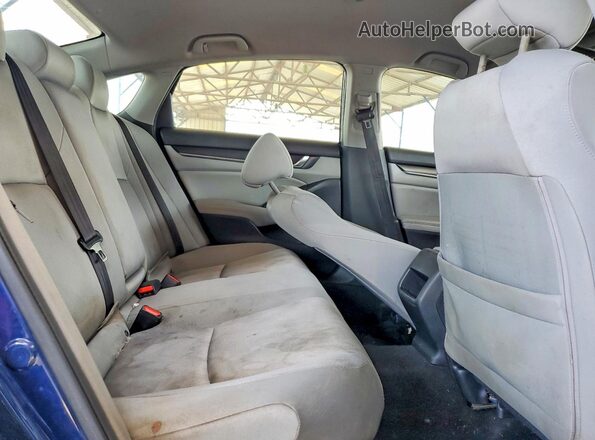 1HGCV1F1XKA043957 2019 HONDA ACCORD Blue უკანა სავარძლების ხედი
