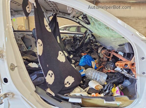 1HGCV1F30JA170605 2018 HONDA ACCORD Белый Вид салона спереди