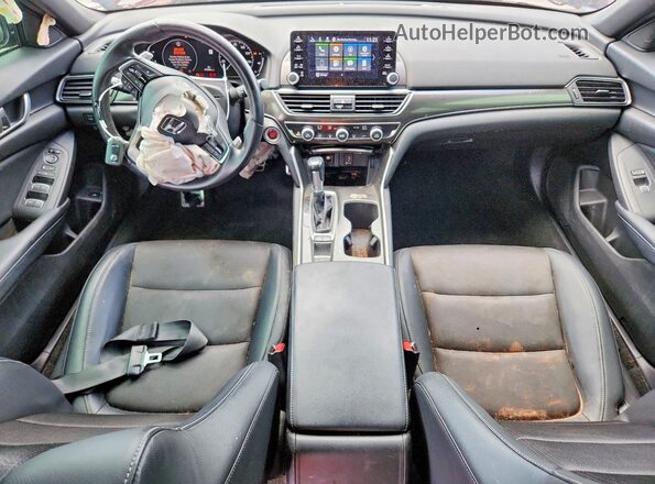 1HGCV1F32JA083496 2018 HONDA ACCORD Red Widok deski rozdzielczej