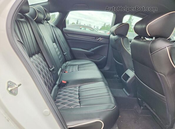 1HGCV1F32JA219318 2018 HONDA ACCORD White Vista de los asientos traseros