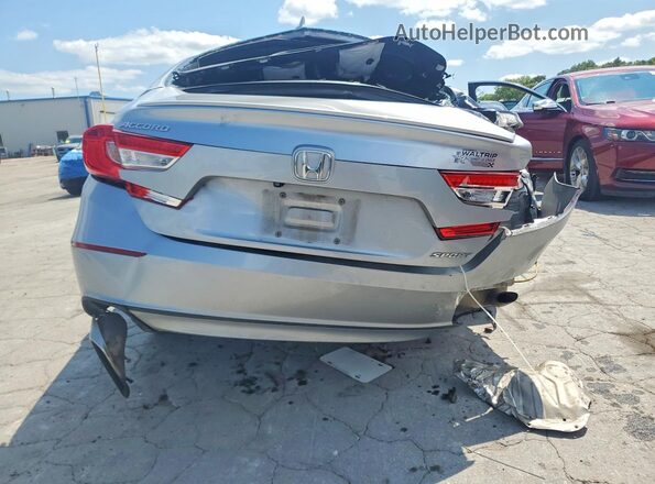 1HGCV1F32JA235468 2018 HONDA ACCORD Серебряный Вид сзади