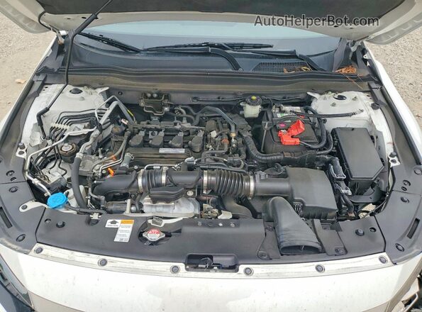 1HGCV1F32JA248592 2018 HONDA ACCORD White Widok wnętrza z tyłu