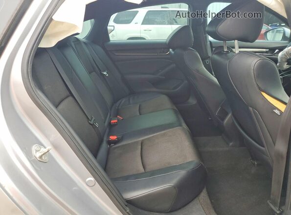 1HGCV1F33JA086147 2018 HONDA ACCORD Silver უკანა სავარძლების ხედი