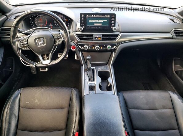 1HGCV1F33JA205220 2018 HONDA ACCORD Черный Вид панели приборов