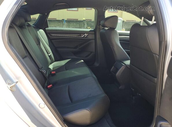 1HGCV1F33LA049425 2020 HONDA ACCORD Silver Widok tylnych siedzeń