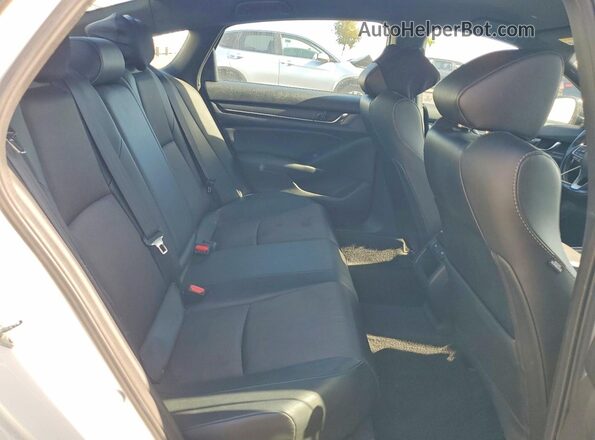 1HGCV1F33MA018676 2021 HONDA ACCORD White Vista de los asientos traseros