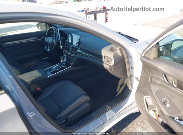 1HGCV1F33MA068381 2021 HONDA ACCORD Cream Vista interior delantera