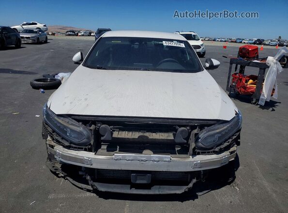 1HGCV1F34JA121701 2018 HONDA ACCORD White წინა ხედი