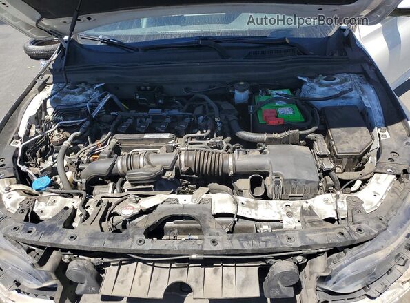 1HGCV1F34JA121701 2018 HONDA ACCORD White უკანა სალონის ხედი