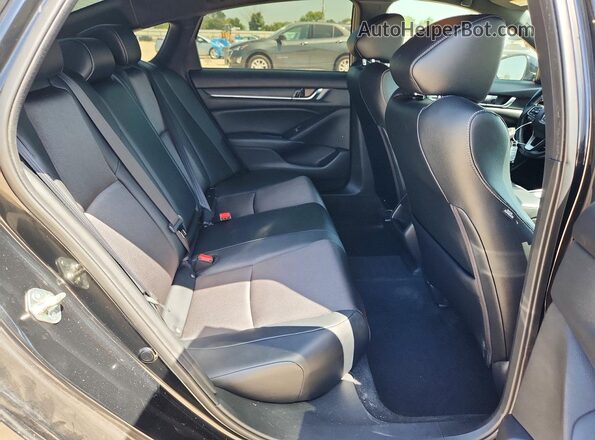 1HGCV1F34JA223872 2018 HONDA ACCORD Black Vista de los asientos traseros
