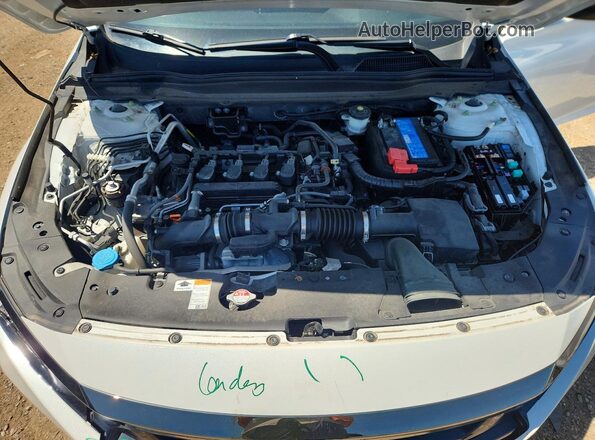 1HGCV1F34NA101826 2022 HONDA ACCORD White Rear interior view