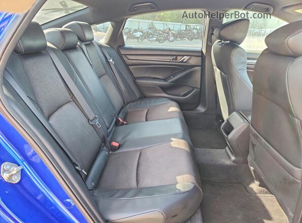 1HGCV1F35JA175136 2018 HONDA ACCORD Blue Widok tylnych siedzeń