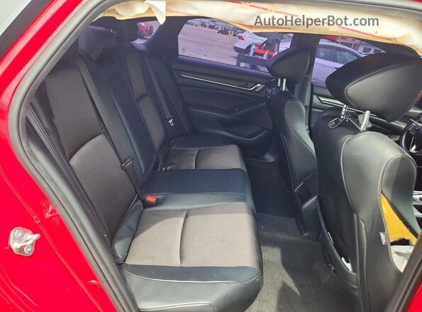 1HGCV1F35JA217773 2018 HONDA ACCORD Red Հետևի նստատեղերի տեսք