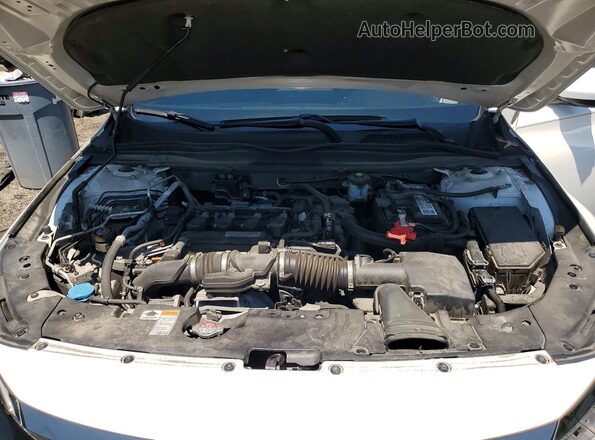 1HGCV1F36KA016403 2019 HONDA ACCORD White Սալոնի հետևի տեսք