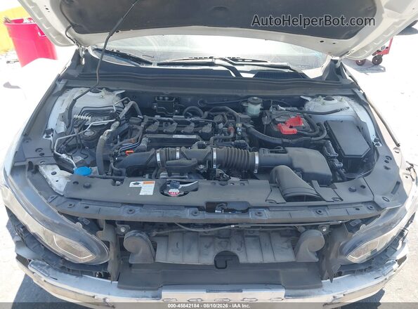 1HGCV1F37JA090623 2018 HONDA ACCORD White Вид ззаду