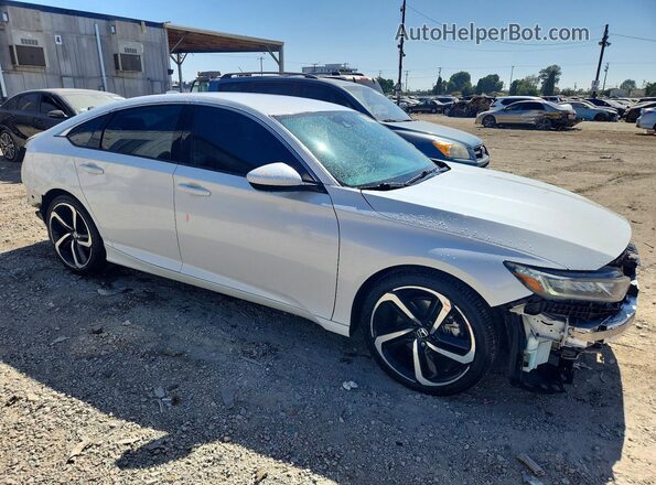 1HGCV1F37KA133519 2019 HONDA ACCORD Белый Передняя правая четверть