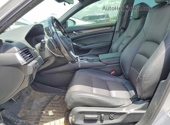 1HGCV1F37KA153284 2019 HONDA ACCORD Silver Front interior view