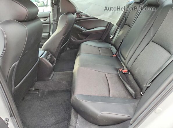 1HGCV1F37MA803301 2021 HONDA ACCORD White Vista de los asientos traseros