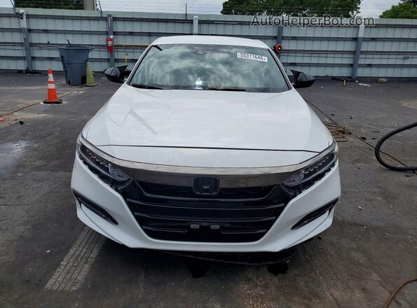 1HGCV1F38JA178001 2018 HONDA ACCORD Белый Вид спереди