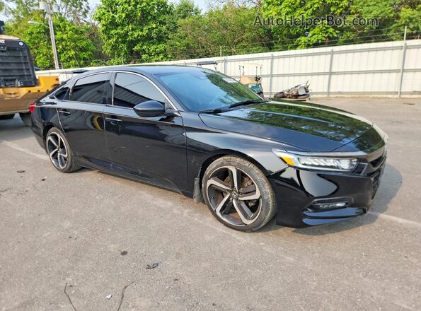 1HGCV1F38JA188835 2018 HONDA ACCORD Черный Передняя правая четверть