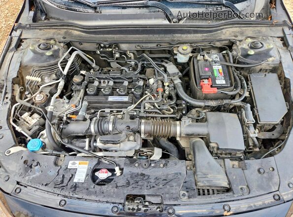 1HGCV1F38JA204015 2018 HONDA ACCORD Черный Вид задней части салона