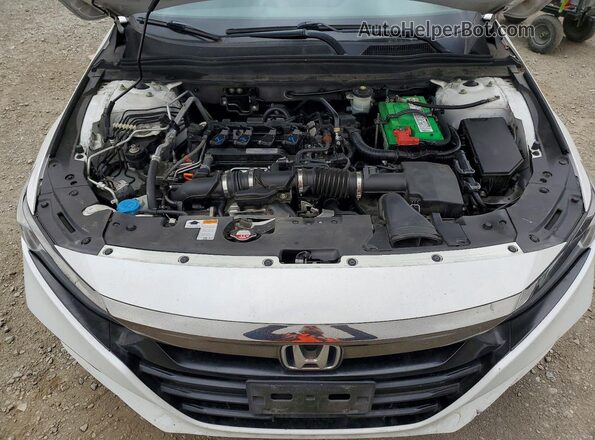 1HGCV1F38JA242392 2018 HONDA ACCORD White Вид задньої частини салону