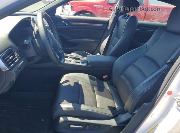 1HGCV1F38KA080880 2019 HONDA ACCORD Белый Вид салона спереди