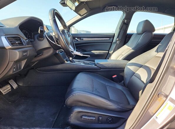 1HGCV1F38KA148000 2019 HONDA ACCORD Серый Вид салона спереди