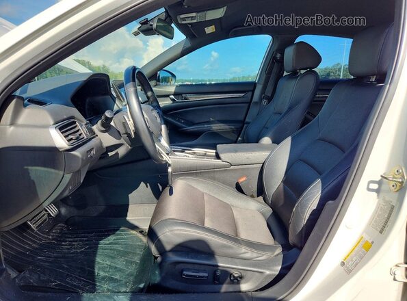 1HGCV1F38KA154508 2019 HONDA ACCORD White Вид салону спереду