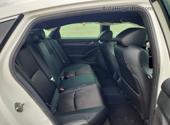 1HGCV1F38LA033883 2020 HONDA ACCORD White Widok tylnych siedzeń