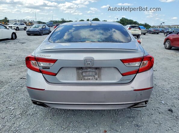 1HGCV1F39JA043058 2018 HONDA ACCORD Silver უკანა ხედი