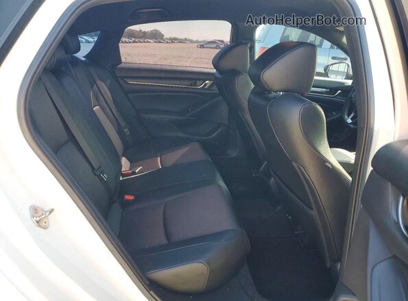 1HGCV1F39KA053560 2019 HONDA ACCORD White Widok tylnych siedzeń