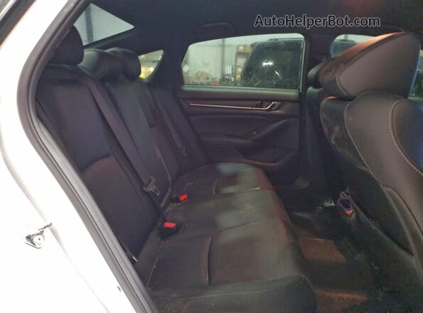 1HGCV1F39KA172791 2019 HONDA ACCORD Белый Вид задних сидений