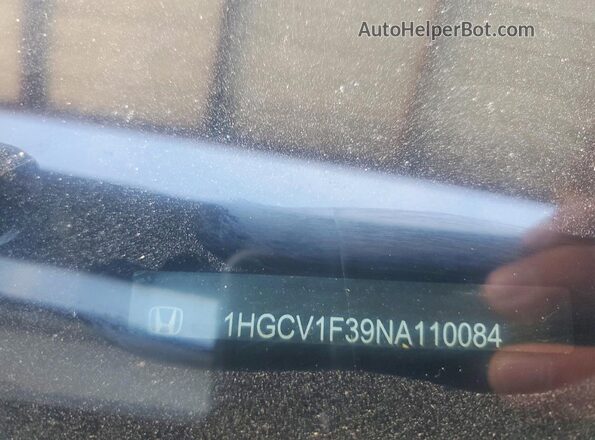 1HGCV1F39NA110084 2022 HONDA ACCORD Black Widok komory silnika