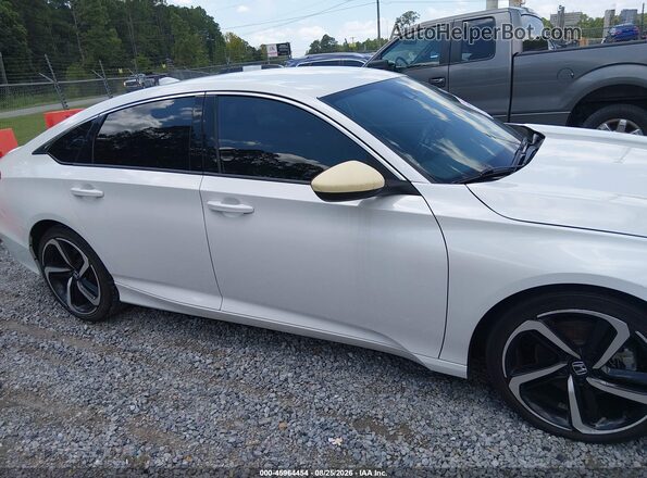 1HGCV1F3XKA014394 2019 HONDA ACCORD White Вид задньої частини салону