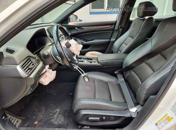 1HGCV1F3XNA115276 2022 HONDA ACCORD White Vista interior delantera