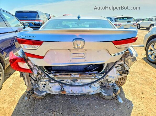 1HGCV1F40JA080329 2018 HONDA ACCORD Silver Հետևի տեսք