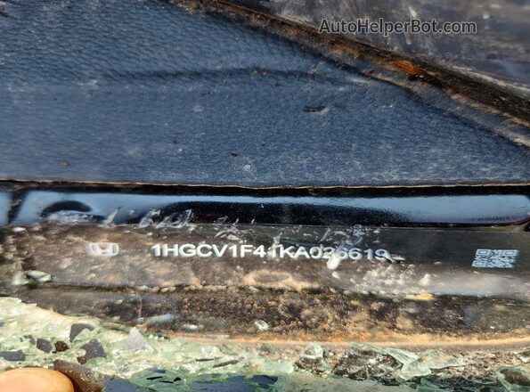 1HGCV1F41KA026619 2019 HONDA ACCORD Black Շարժիչի բաժամունքի տեսք