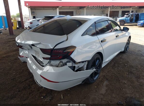 1HGCV1F42JA134780 2018 HONDA ACCORD Белый Задняя правая четверть