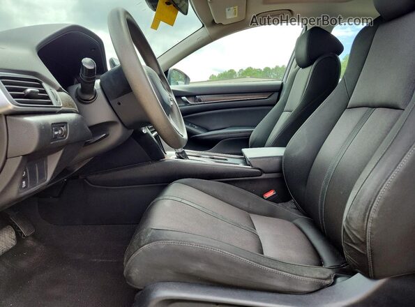 1HGCV1F42KA081841 2019 HONDA ACCORD Серый Вид салона спереди