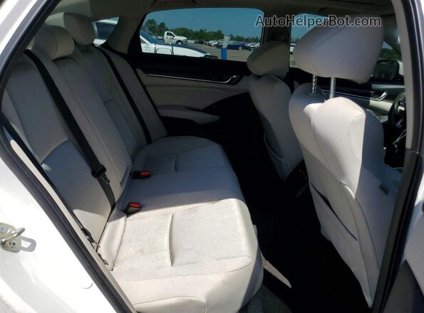 1HGCV1F43JA185429 2018 HONDA ACCORD White Հետևի նստատեղերի տեսք