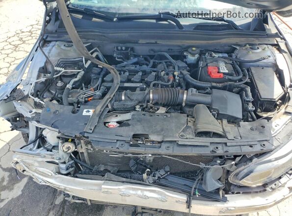 1HGCV1F45JA238437 2018 HONDA ACCORD Серебряный Вид задней части салона
