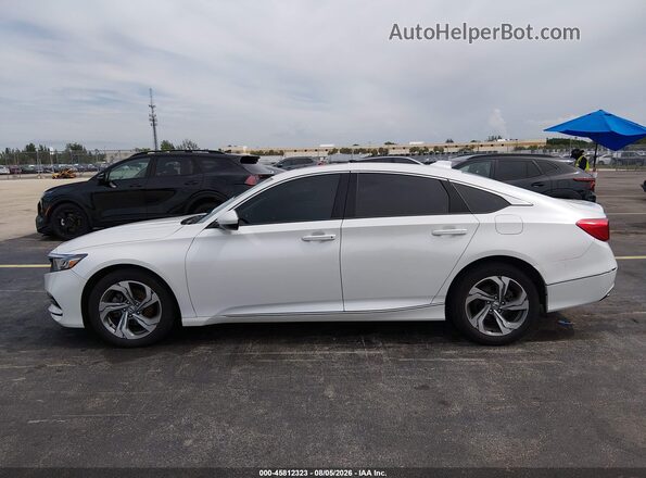 1HGCV1F47JA109633 2018 HONDA ACCORD White Widok wnętrza 360 stopni