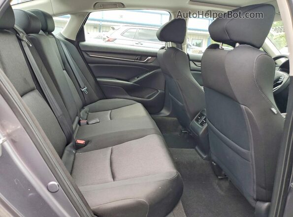 1HGCV1F49JA053940 2018 HONDA ACCORD Silver Widok tylnych siedzeń