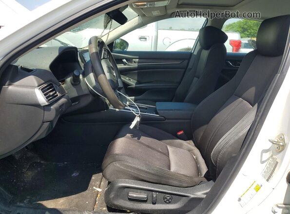 1HGCV1F4XKA176339 2019 HONDA ACCORD Белый Вид салона спереди