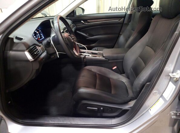 1HGCV1F54JA129136 2018 HONDA ACCORD Silver Vista interior delantera