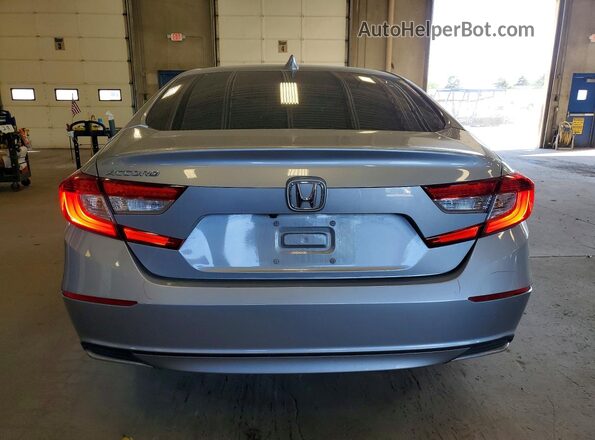 1HGCV1F54JA137494 2018 HONDA ACCORD Silver Սալոնի հետևի տեսք