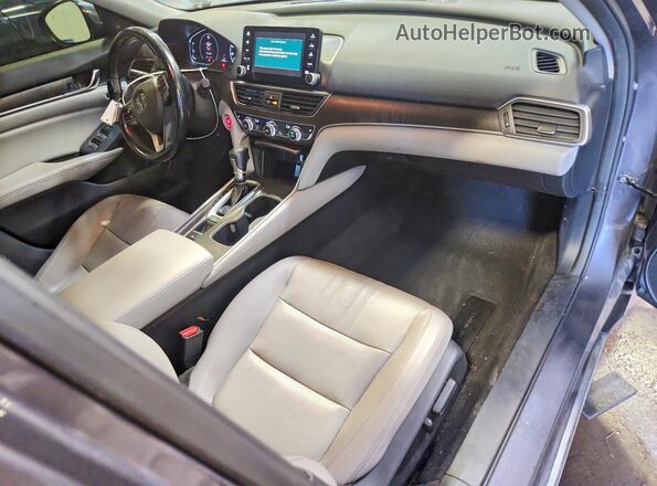 1HGCV1F55JA025951 2018 HONDA ACCORD Gray Widok deski rozdzielczej